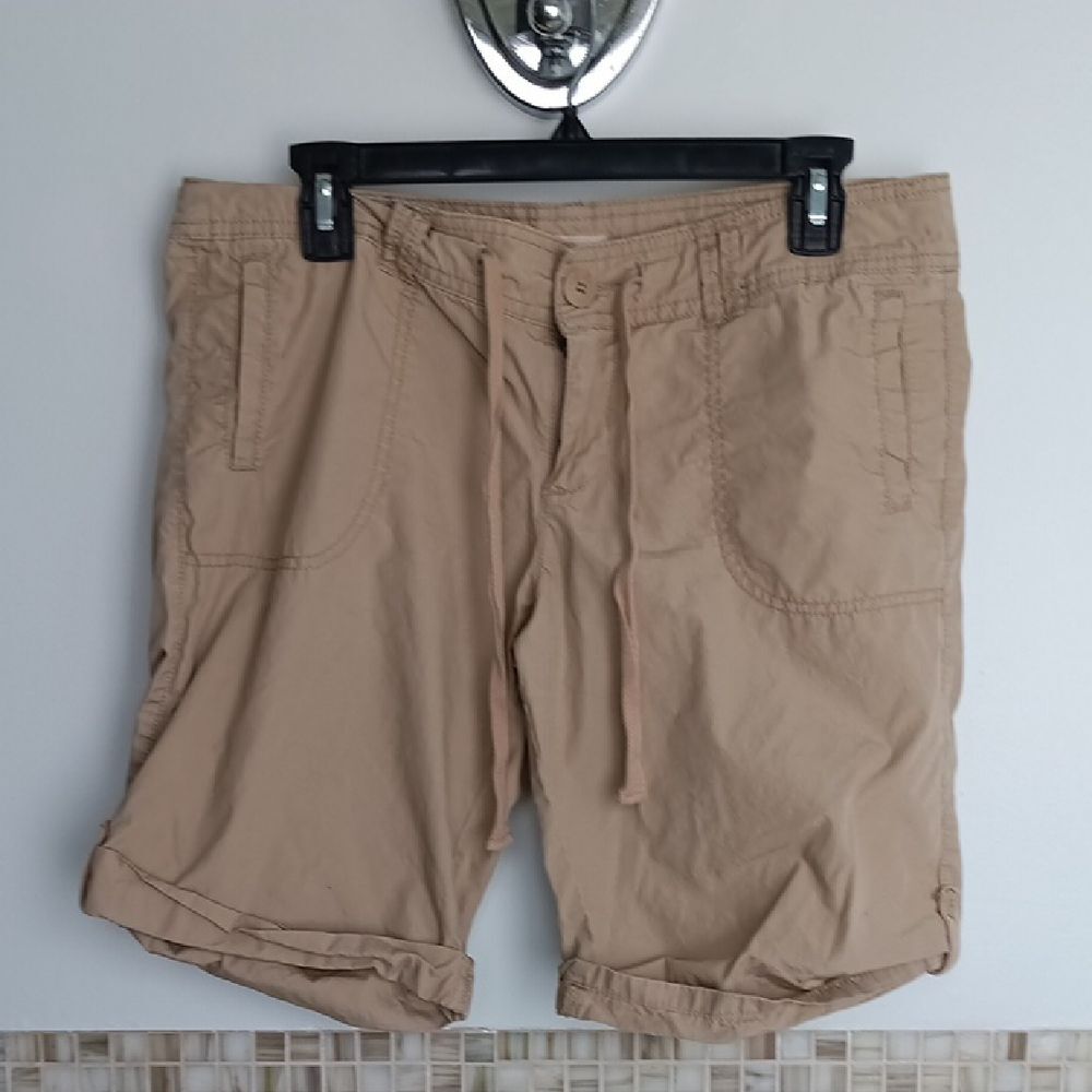 Mossimo Supply Cotton  Cargo Shorts Color Tan